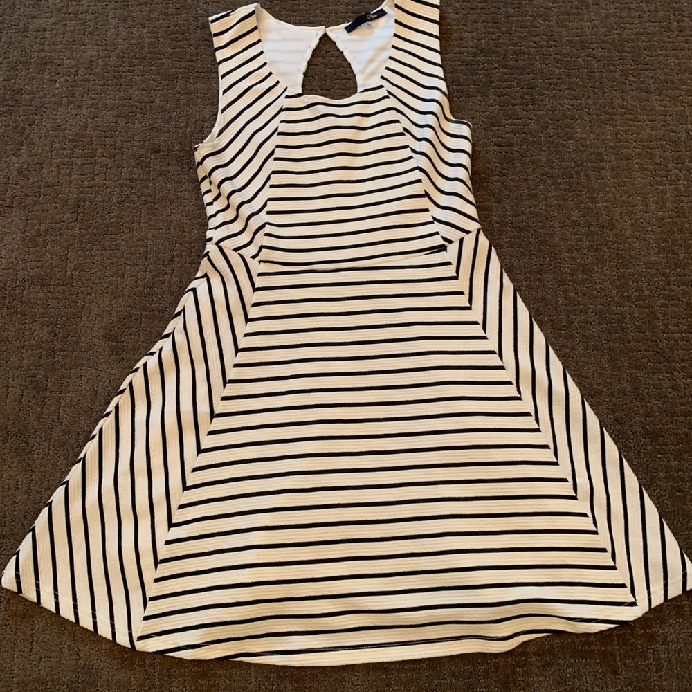 Black and White Striped Ribbed Dress